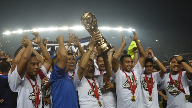 seru!-skuad-leicester-city-juara-premier-league-2015/16-hadapi-persib-juara-isl-2014-di-singapura