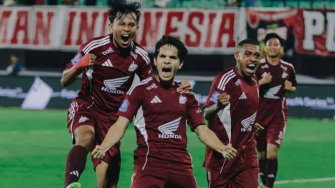 hasil-super-league:-gol-telat-persijap-buyarkan-kemenangan-psm,-persebaya-dipermalukan-psim