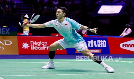 jonatan-dan-ana/tiwi-kandas,-putri-kw-satu-satunya-wakil-indonesia-di-semifinal-kejuaraan-dunia-2025