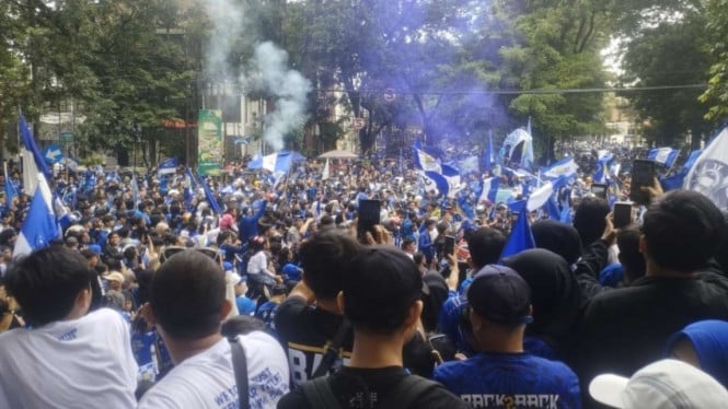 persib-vs-borneo-fc-ditunda,-bagaimana-nasib-tiket-yang-sudah-dibeli-bobotoh?