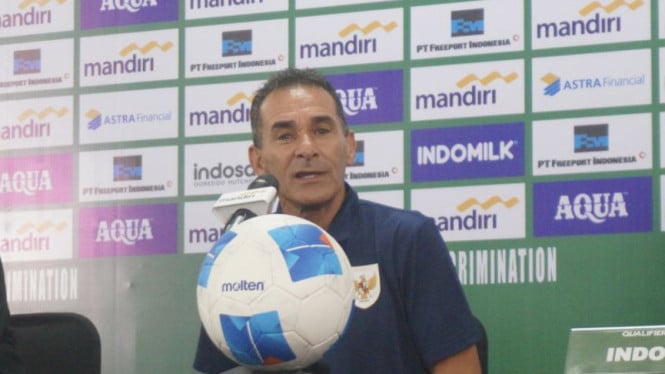 terpopuler:-peringatan-keras-gerald-vanenburg,-‘raditya-dika’-bawa-timnas-paraguay-ke-piala-dunia-2026
