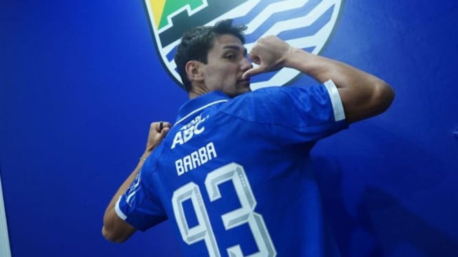 lawan-persebaya,-bek-anyar-persib-federico-barba-siap-lakoni-debut