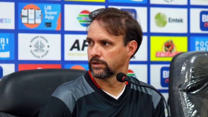 pengakuan-pelatih-persija-setelah-dihantam-borneo-fc