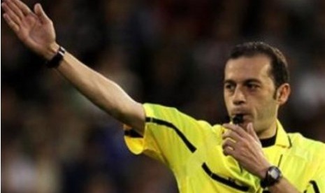 ratusan-wasit-sepak-bola-turki-terlibat-judi,-tff-siapkan-sanksi-berat
