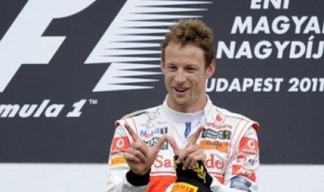 jenson-button-umumkan-pensiun-dari-dunia-balap-setelah-25-tahun-berkarier