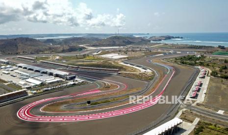 mandalika-siap-gelar-motogp-2025:-rumput-terawat,-marshal-siaga-cepat