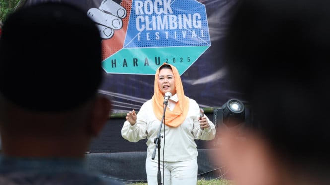 rock-climbing-festival-harau-2025-resmi-dibuka,-yenny-wahid-ajak-generasi-muda-cintai-alam
