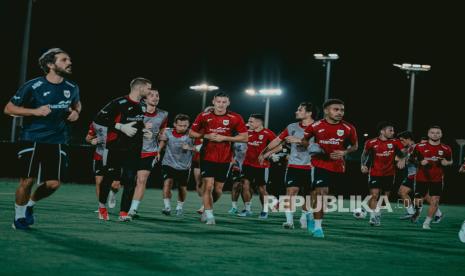 gagal-tampilkan-tifo,-semangat-garuda-saudi-tak-surut-dukung-timnas-indonesia