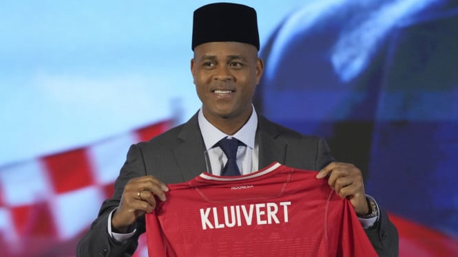 pengamat-sepak-bola-asal-belanda-kritik-patrick-kluivert:-performa-buruk-wajar-berakhir-pemecatan