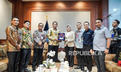 ibl-dan-perbasi-gandeng-bnn-untuk-wujudkan-liga-basket-yangbersih-dan-sehat
