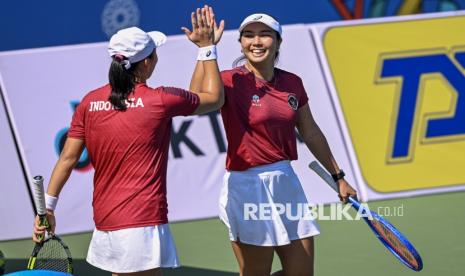 janice-tjen-kalahkan-seniornya-aldila-sutjiadi-untuk-lolos-ke-semifinal-auckland