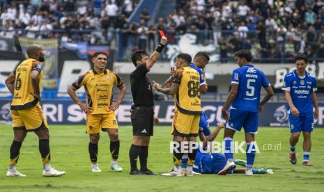 usai-tundukkan-persija,-kakang-berharap-performa-persib-terus-meningkat
