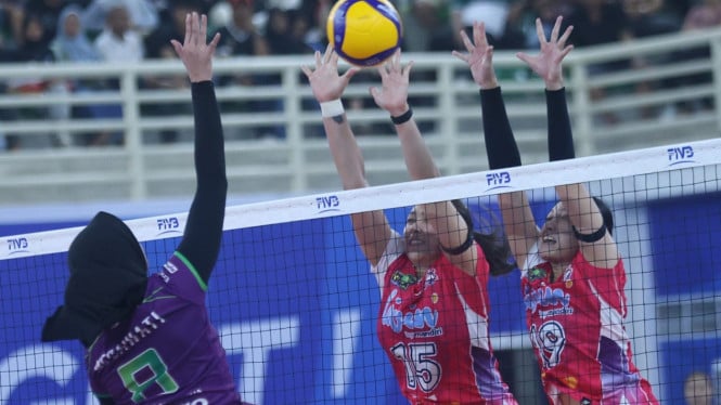 update-klasemen-proliga-2026-putri-memanas:-gresik-phonska-masih-di-puncak,-jakarta-livin-mandiri-terpuruk-tanpa-poin