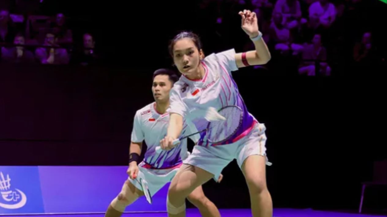 amri/nita-tunjukkan-mental-baja,-menang-dramatis-dan-melaju-ke-semifinal-swiss-open-2026
