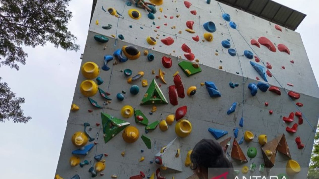 misi-berburu-tiket-asian-games-2026,-tim-panjat-tebing-indonesia-tiba-di-china