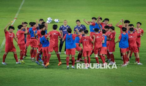 indonesia-ditantang-timor-leste-di-piala-aff-u-17:-kurniawan:-insya-allah-kami-siap,-mohon-doanya