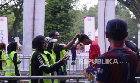 ribuan-pelari-ramaikan-run-for-humanity-di-bandung