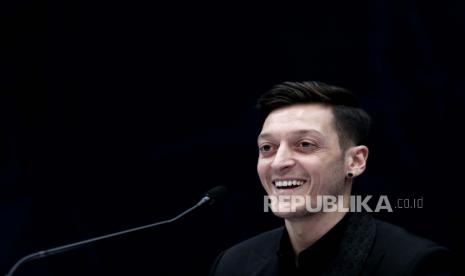 perdana,-mesut-ozil-akhirnya-ungkap-alasan-ia-didepak-dari-arsenal-karena-bela-muslim-uighur