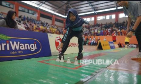 festival-senengminton-2026-dibuka-di-purwokerto,-tumbuhkan-cinta-bulutangkis-sejak-dini
