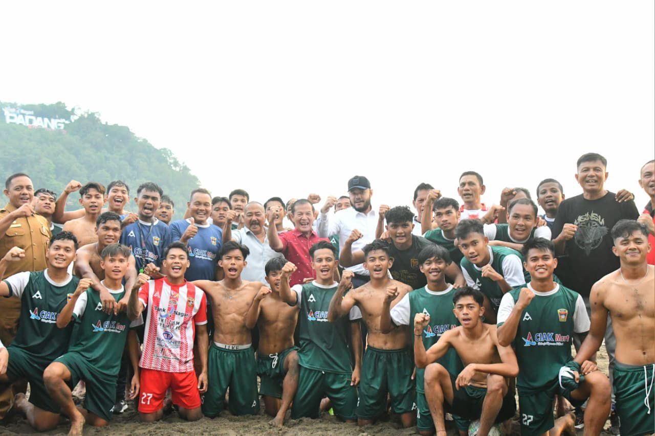 wali-kota-padang-optimistis-psp-padang-raih-kasta-tertinggi-sepak-bola-indonesia