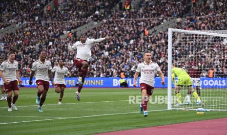 arsenal-bungkam-west-ham-lewat-gol-trossard,-makin-dekat-amankan-gelar-juara-liga-inggris